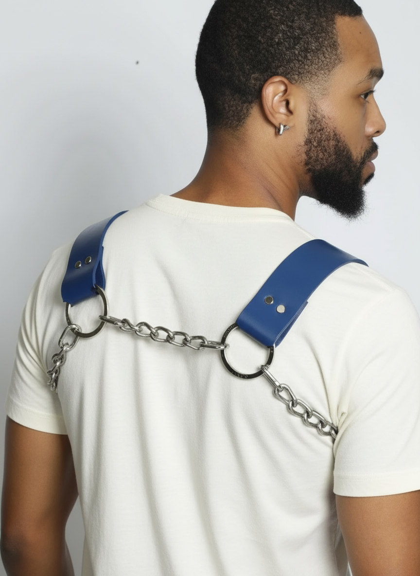 5 Bold Ways to Style Neck Chains and Harnesses for Everyday Wear – Lincs